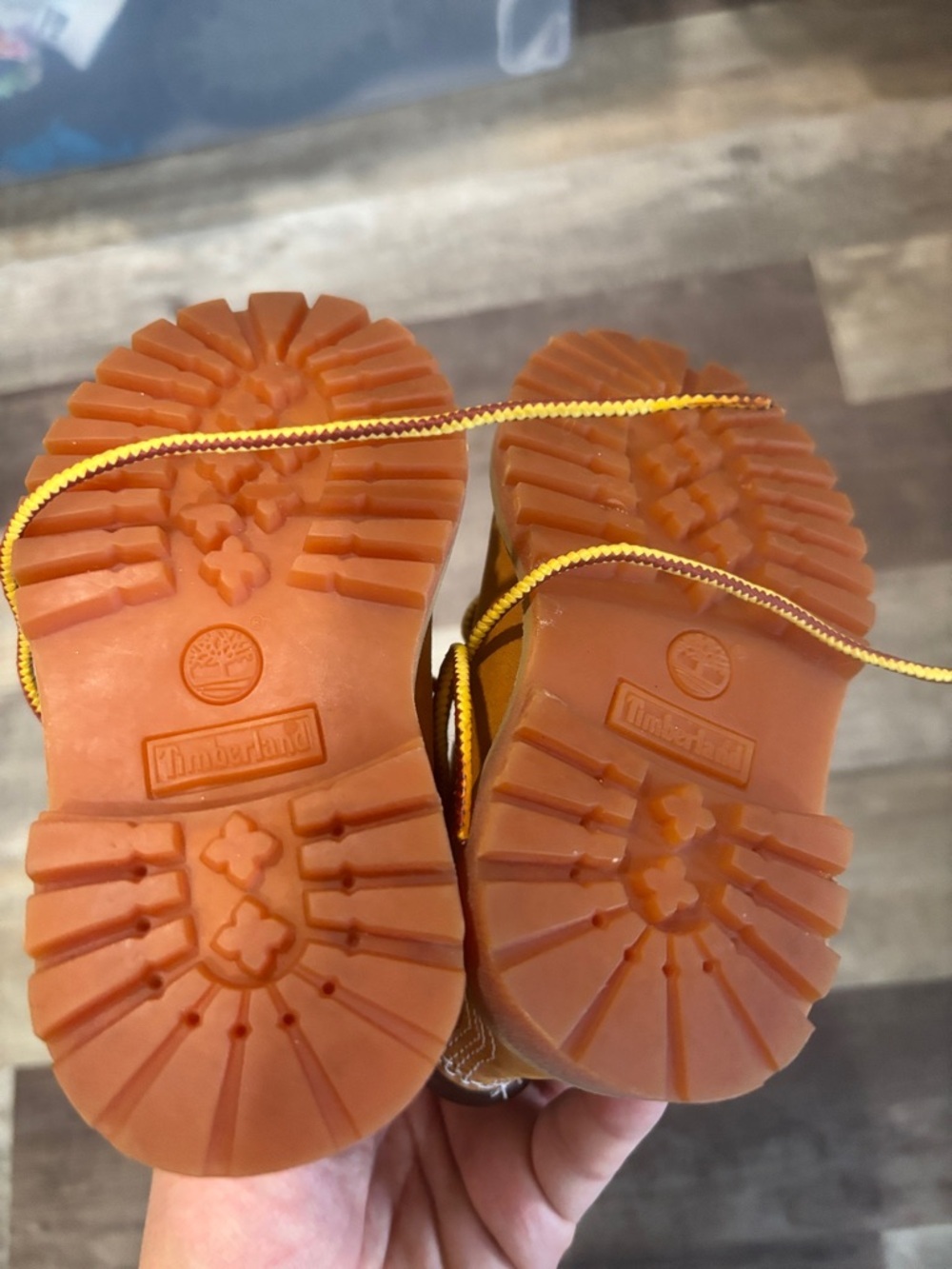 Timberland Boots size 5 - Picture 3 of 5